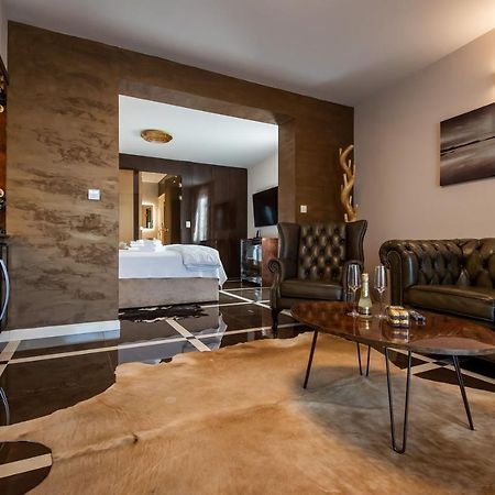 Suites Kod Guste Sukošan Exterior foto